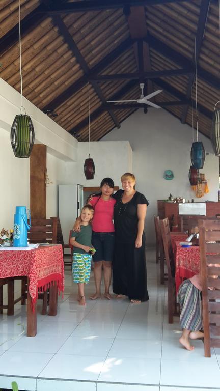 Beten Enjung Home Stay&waroeng Amed Exterior foto