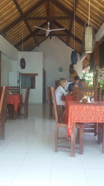 Beten Enjung Home Stay&waroeng Amed Exterior foto
